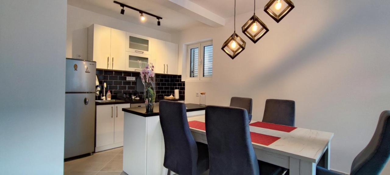 Apartament Apartman Lubarda Kotor Zewnętrze zdjęcie